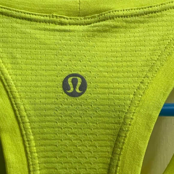 EUC Special Hawaii Edition Lululemon Swiftly Tech Tank - Picture 5 of 5